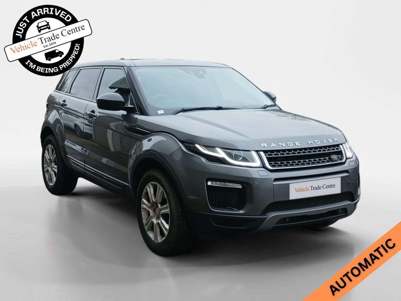 A 2018 LAND ROVER RANGE ROVER EVOQUE 2.0 TD4 SE Tech SUV 5dr Diesel Auto 4WD Euro 6 (s/s) (180 ps) A 2018 LAND ROVER RANGE ROVER EVOQUE 2.0 TD4 SE Tech SUV 5dr Diesel Auto 4WD Euro 6 (s/s) (180 ps)