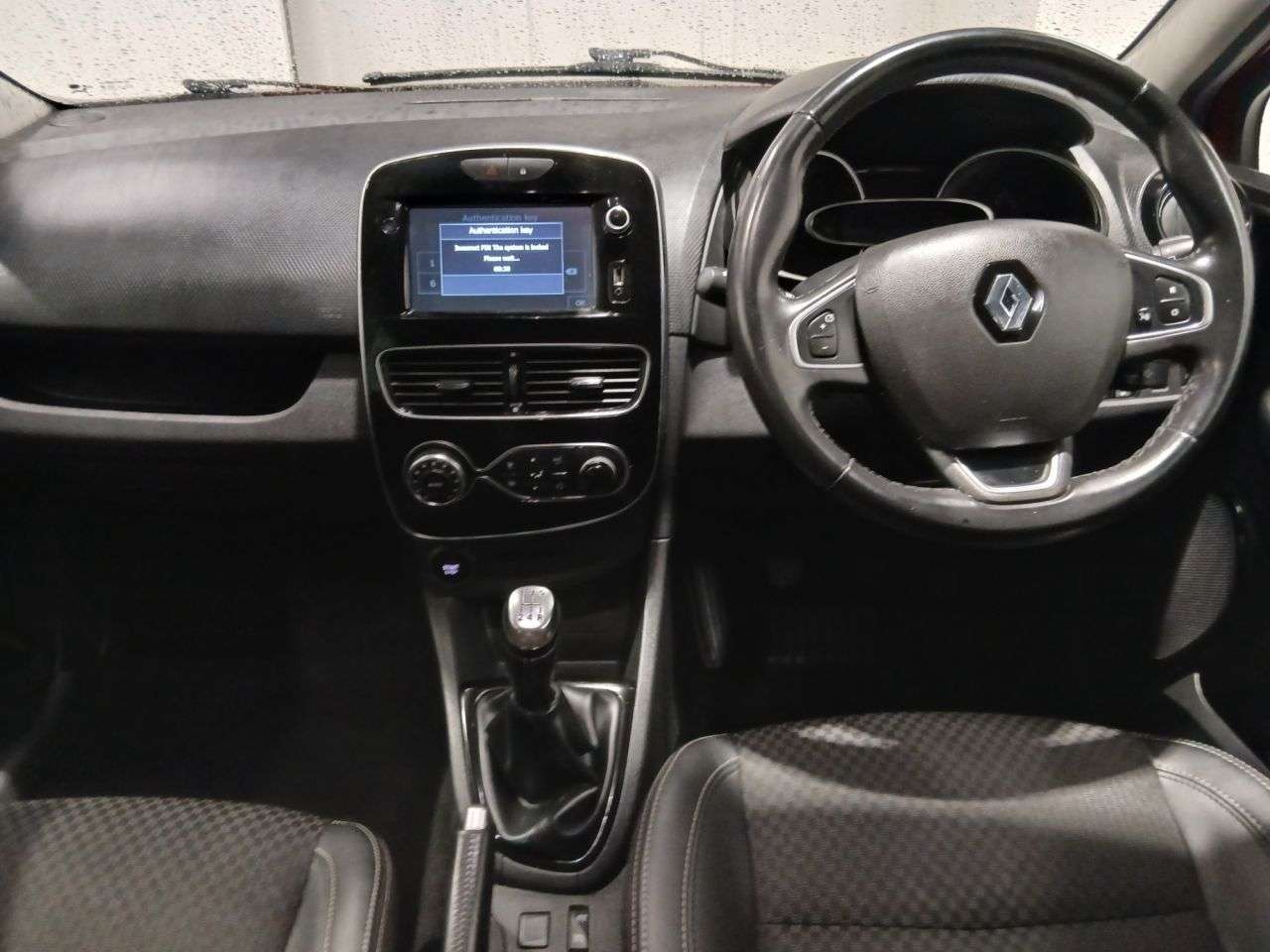 2018 RENAULT CLIO 2018 RENAULT CLIO