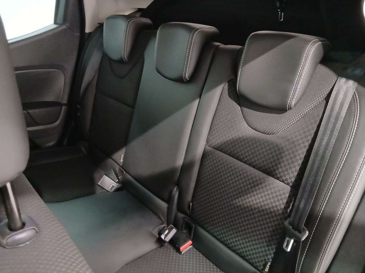 2018 RENAULT CLIO 2018 RENAULT CLIO