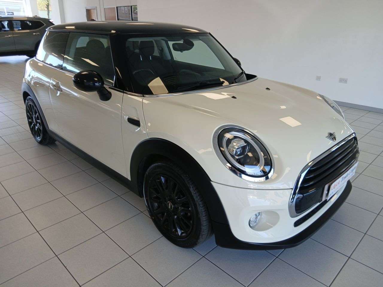 A 2018 MINI HATCH 1.5 Cooper Hatchback 3dr Petrol Manual Euro 6 (s/s) (136 ps) A 2018 MINI HATCH 1.5 Cooper Hatchback 3dr Petrol Manual Euro 6 (s/s) (136 ps)