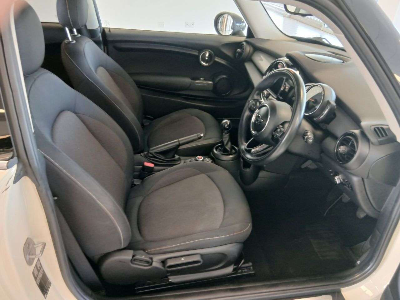 2018 MINI HATCH 2018 MINI HATCH