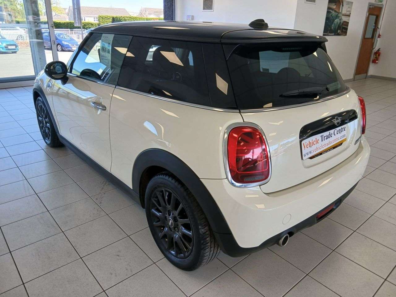 2018 MINI HATCH 2018 MINI HATCH