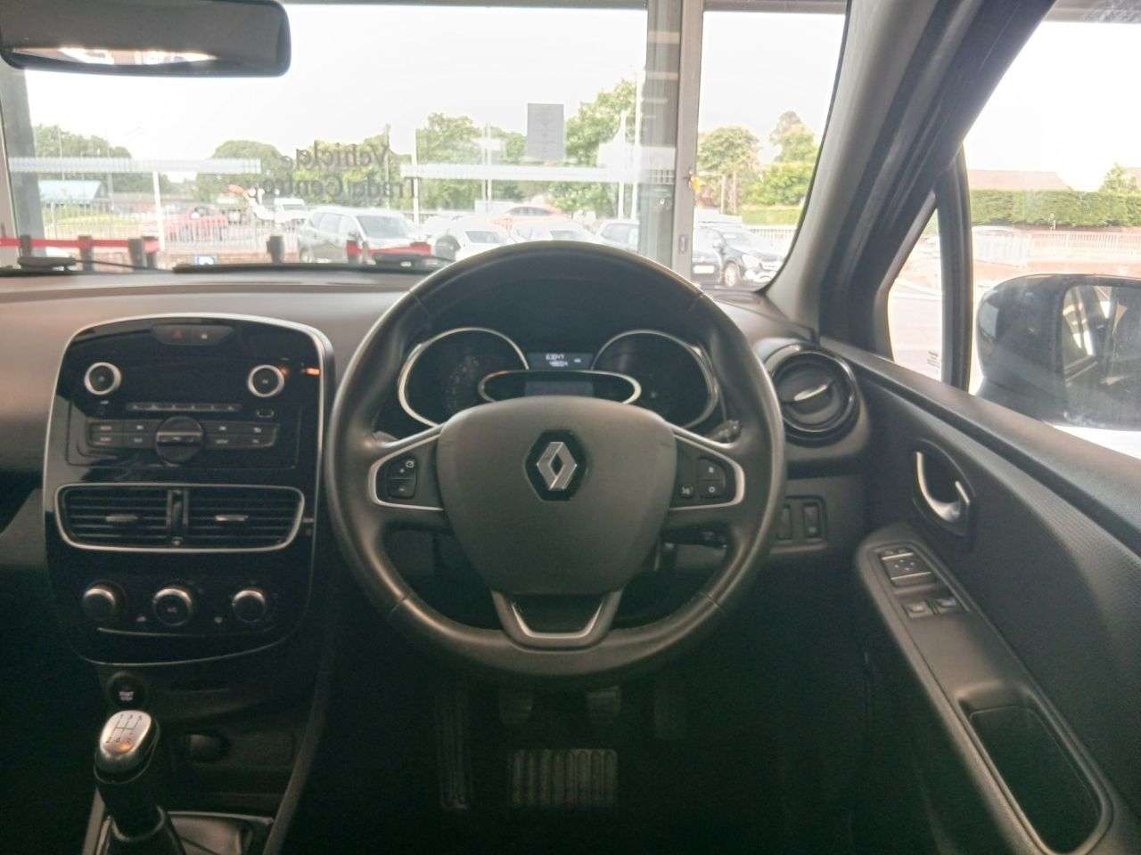 2018 RENAULT CLIO 2018 RENAULT CLIO
