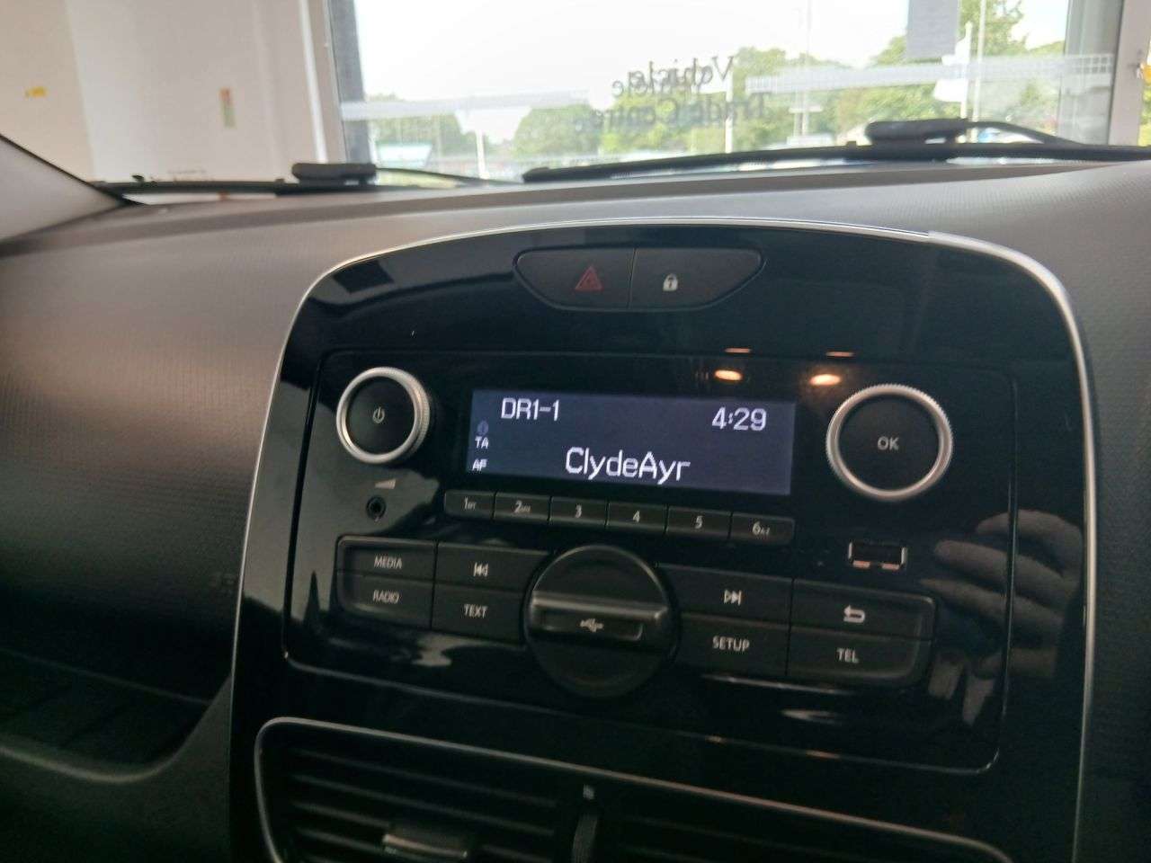 2018 RENAULT CLIO 2018 RENAULT CLIO