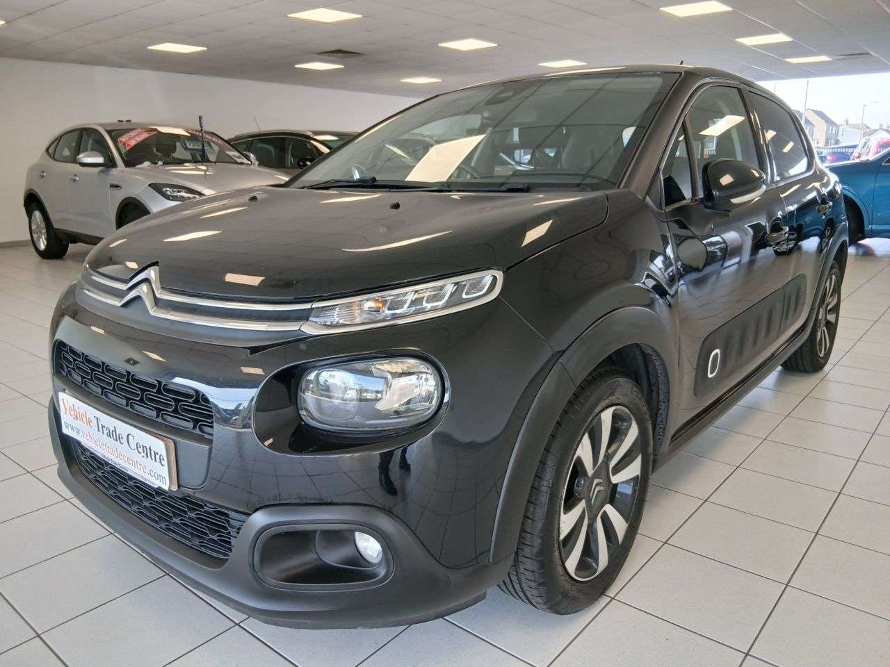 A 2018 CITROEN C3 1.2 PureTech GPF Flair Hatchback 5dr Petrol Manual Euro 6 (s/s) (110 ps) A 2018 CITROEN C3 1.2 PureTech GPF Flair Hatchback 5dr Petrol Manual Euro 6 (s/s) (110 ps)