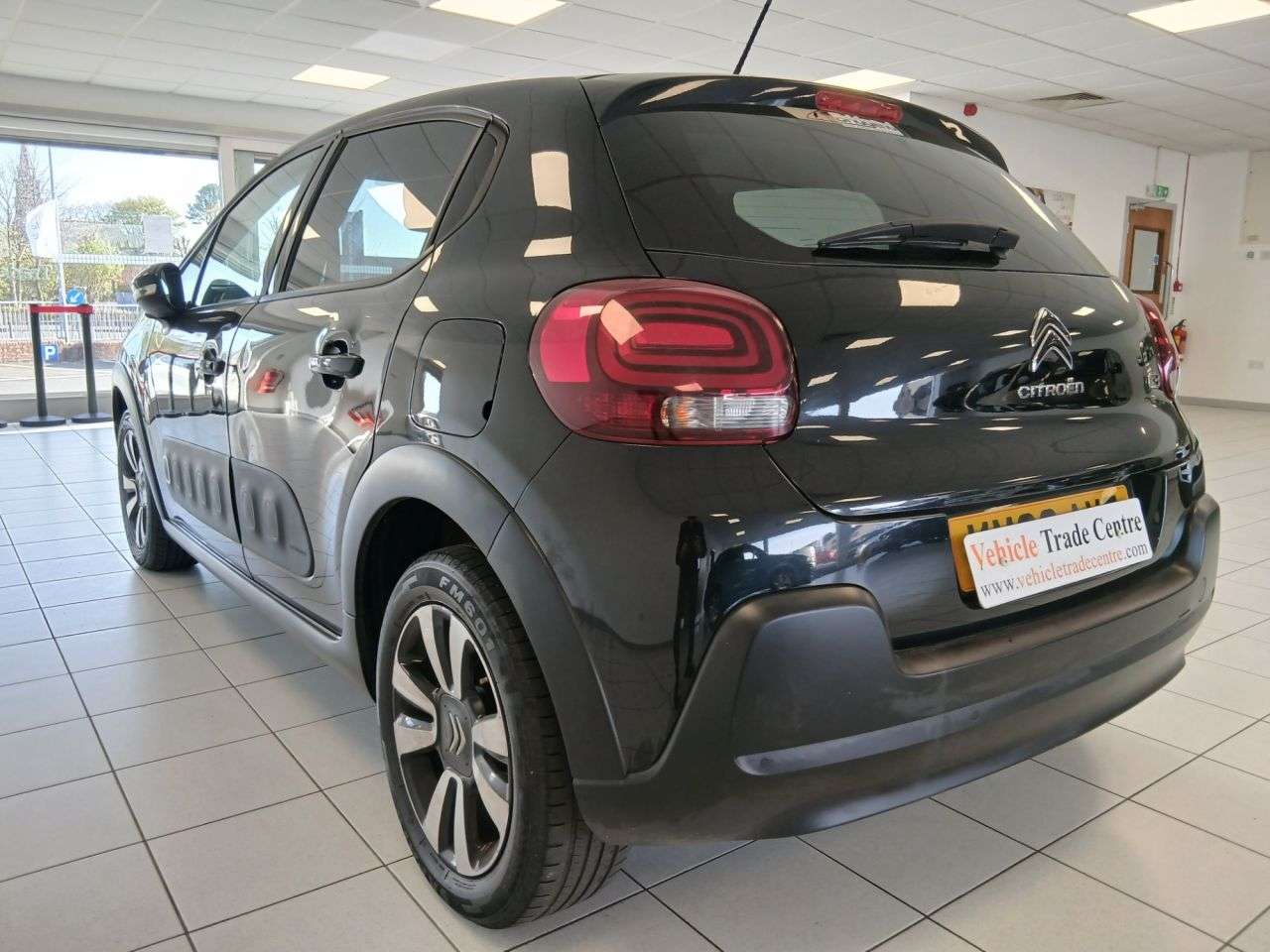 A 2018 CITROEN C3 1.2 PureTech GPF Flair Hatchback 5dr Petrol Manual Euro 6 (s/s) (110 ps) A 2018 CITROEN C3 1.2 PureTech GPF Flair Hatchback 5dr Petrol Manual Euro 6 (s/s) (110 ps)