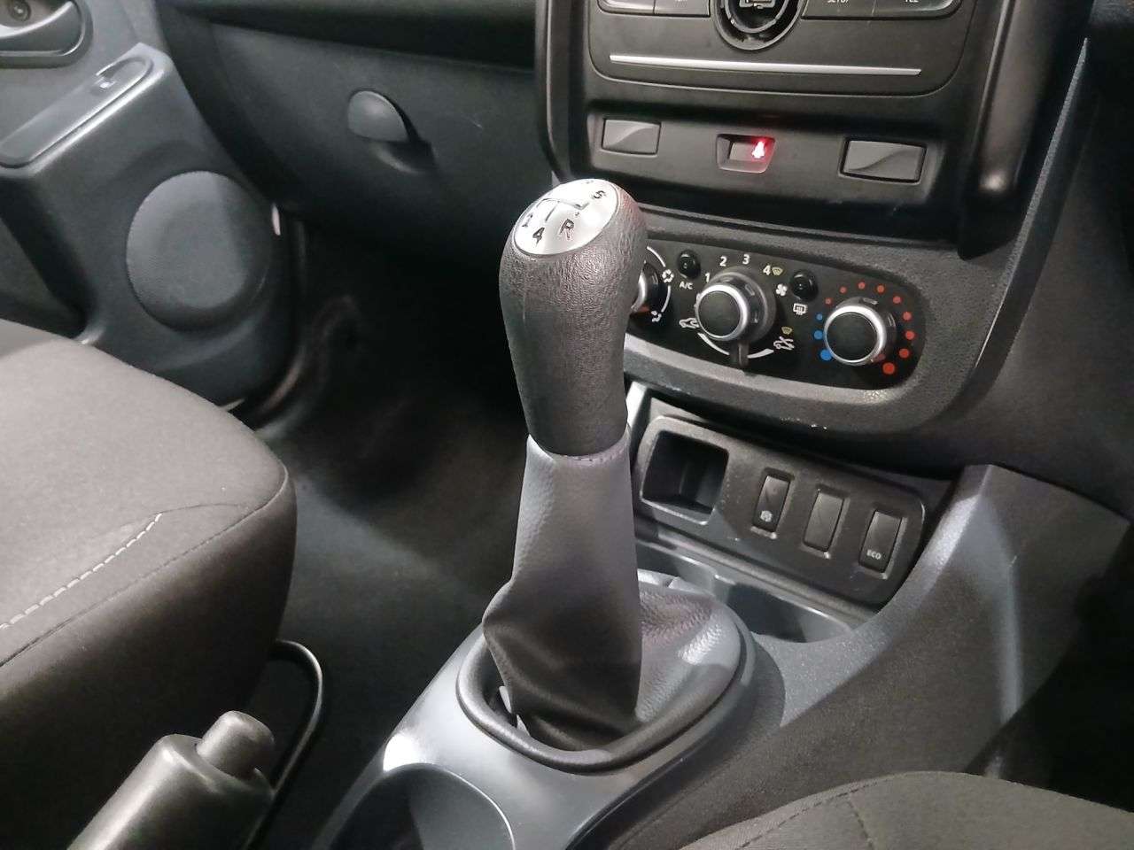2018 DACIA DUSTER 2018 DACIA DUSTER