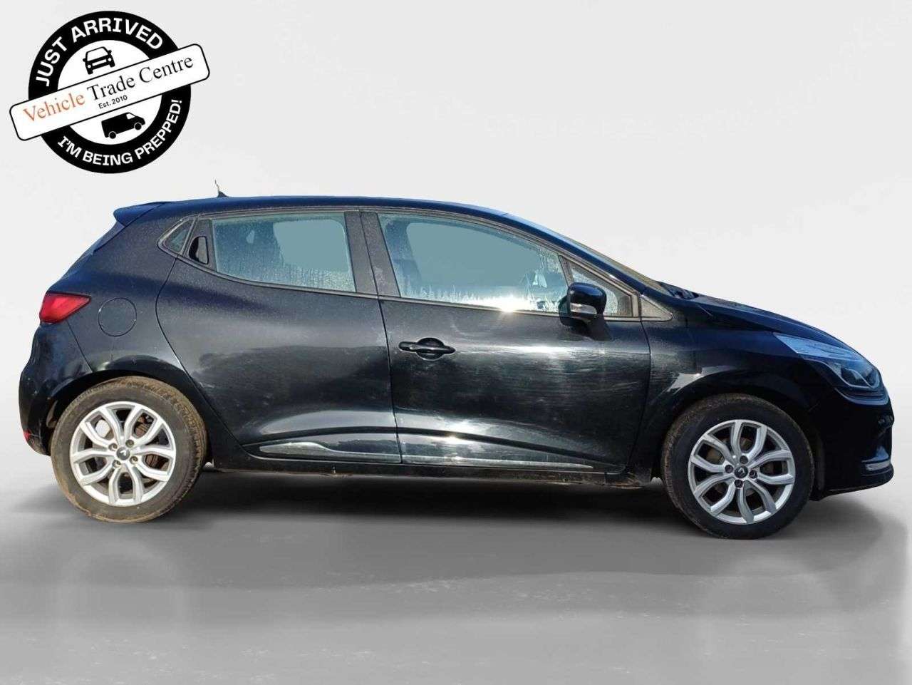 A 2018 RENAULT CLIO DYNAMIQUE NAV TCE A 2018 RENAULT CLIO DYNAMIQUE NAV TCE