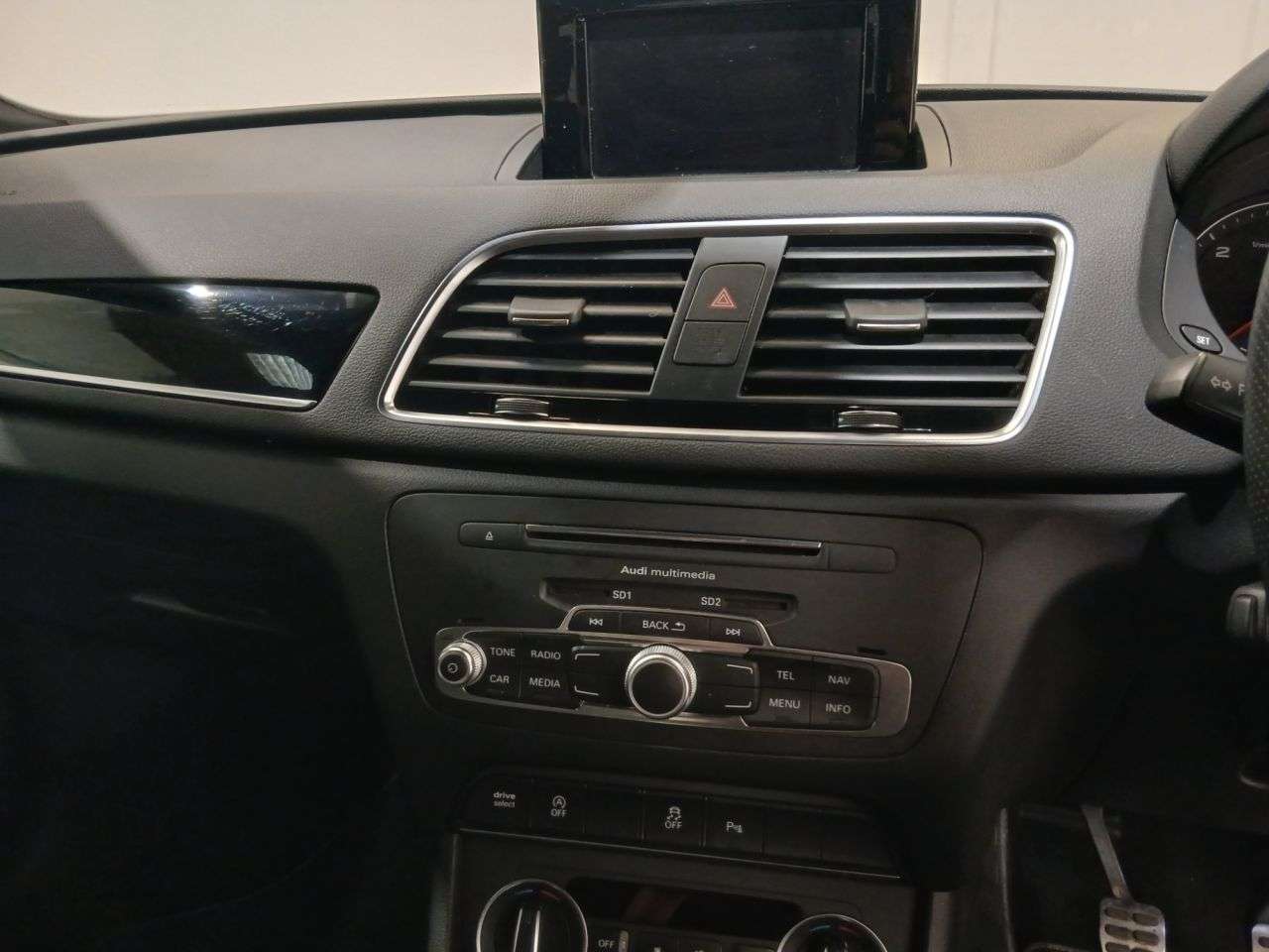 2018 AUDI Q3 2018 AUDI Q3