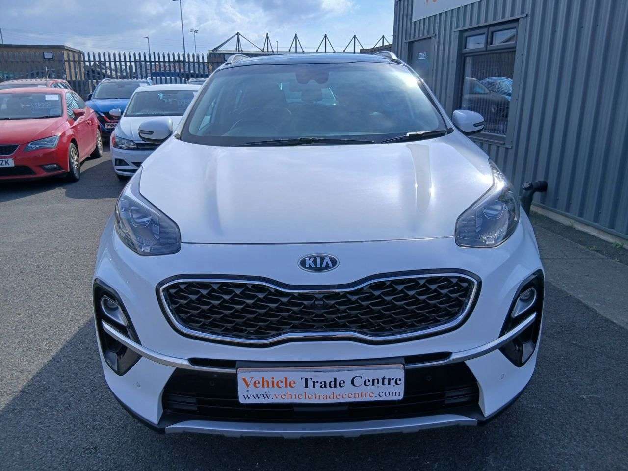 A 2018 KIA SPORTAGE 1.6 CRDi 4 SUV 5dr Diesel Manual Euro 6 (s/s) (134 bhp) A 2018 KIA SPORTAGE 1.6 CRDi 4 SUV 5dr Diesel Manual Euro 6 (s/s) (134 bhp)