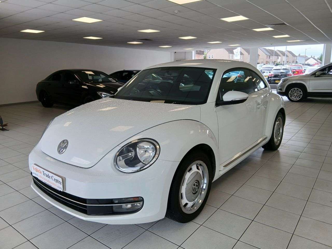 A 2014 VOLKSWAGEN BEETLE 1.2 TSI Design Hatchback 3dr Petrol Manual 6Spd Euro 5 (105 ps) A 2014 VOLKSWAGEN BEETLE 1.2 TSI Design Hatchback 3dr Petrol Manual 6Spd Euro 5 (105 ps)