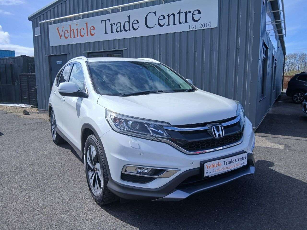 A 2018 HONDA CR-V 1.6 i-DTEC SR SUV 5dr Diesel Manual Euro 6 (s/s) (120 ps) A 2018 HONDA CR-V 1.6 i-DTEC SR SUV 5dr Diesel Manual Euro 6 (s/s) (120 ps)