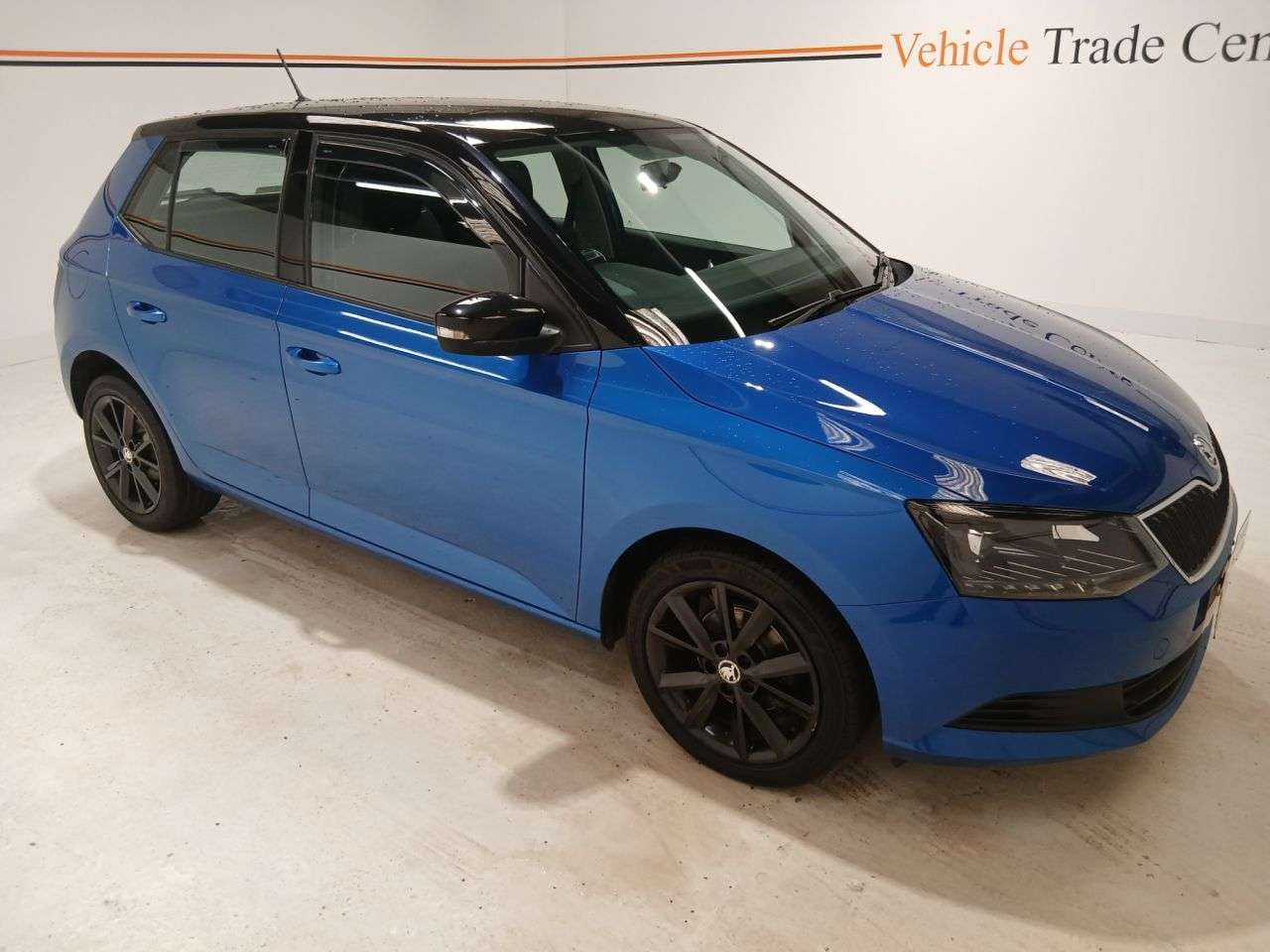 A 2017 SKODA FABIA 1.0 TSI Colour Edition Hatchback 5dr Petrol Manual Euro 6 (s/s) (95 ps) A 2017 SKODA FABIA 1.0 TSI Colour Edition Hatchback 5dr Petrol Manual Euro 6 (s/s) (95 ps)