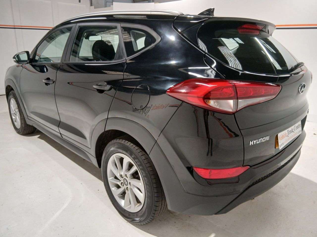 A 2018 HYUNDAI TUCSON 1.6 GDi Blue Drive SE SUV 5dr Petrol Manual Euro 6 (s/s) (132 ps) A 2018 HYUNDAI TUCSON 1.6 GDi Blue Drive SE SUV 5dr Petrol Manual Euro 6 (s/s) (132 ps)