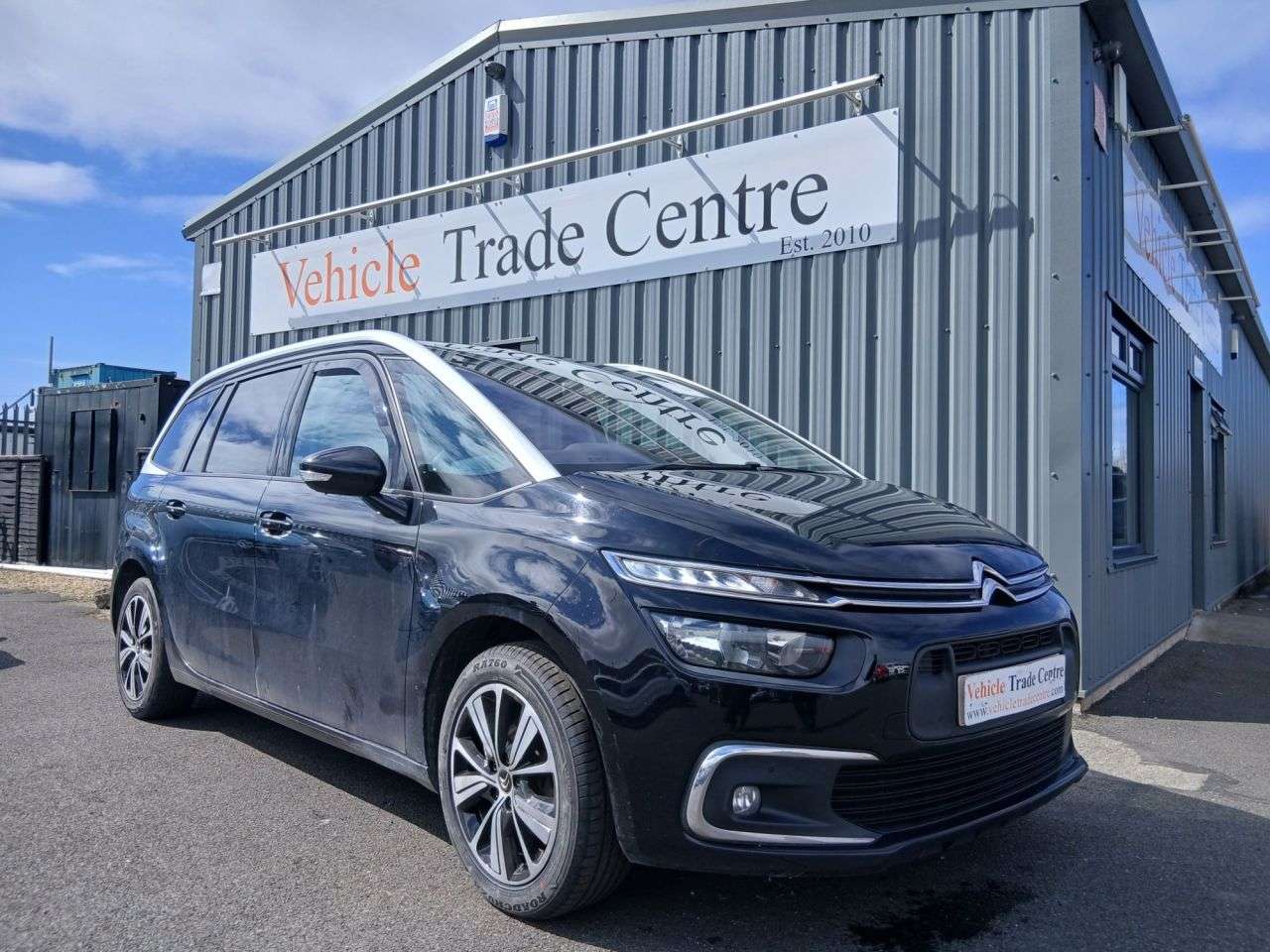 A 2018 CITROEN GRAND C4 SPACETOURER 1.6 BlueHDi Feel MPV 5dr Diesel Manual Euro 6 (s/s) (120 ps) A 2018 CITROEN GRAND C4 SPACETOURER 1.6 BlueHDi Feel MPV 5dr Diesel Manual Euro 6 (s/s) (120 ps)