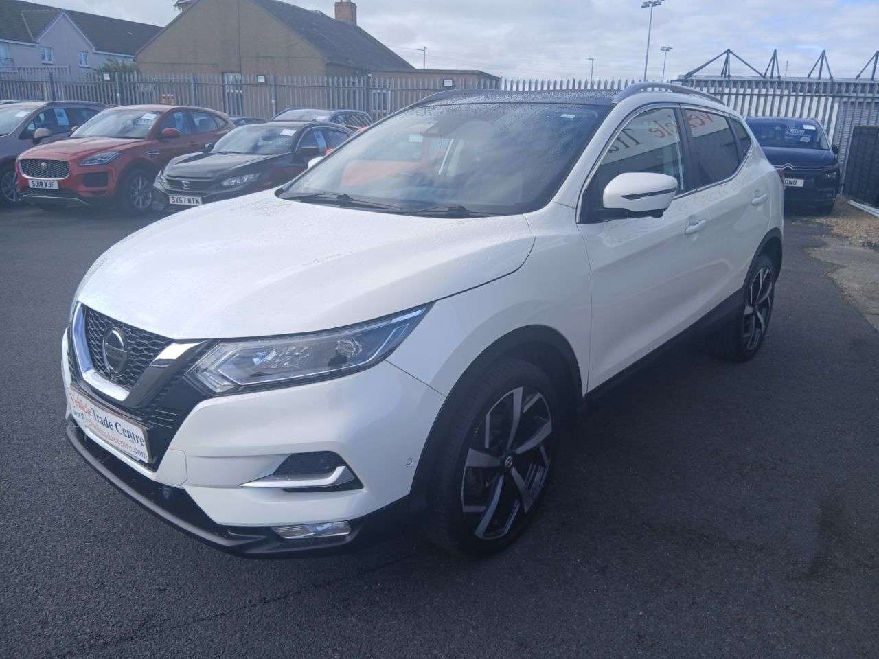 A 2018 NISSAN QASHQAI 1.5 dCi Tekna SUV 5dr Diesel Manual Euro 6 (s/s) (110 ps) A 2018 NISSAN QASHQAI 1.5 dCi Tekna SUV 5dr Diesel Manual Euro 6 (s/s) (110 ps)
