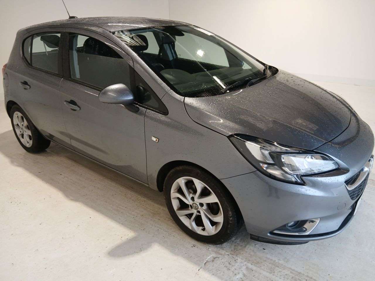 A 2018 VAUXHALL CORSA 1.4i ecoTEC SRi Nav Hatchback 5dr Petrol Manual Euro 6 (90 ps) A 2018 VAUXHALL CORSA 1.4i ecoTEC SRi Nav Hatchback 5dr Petrol Manual Euro 6 (90 ps)