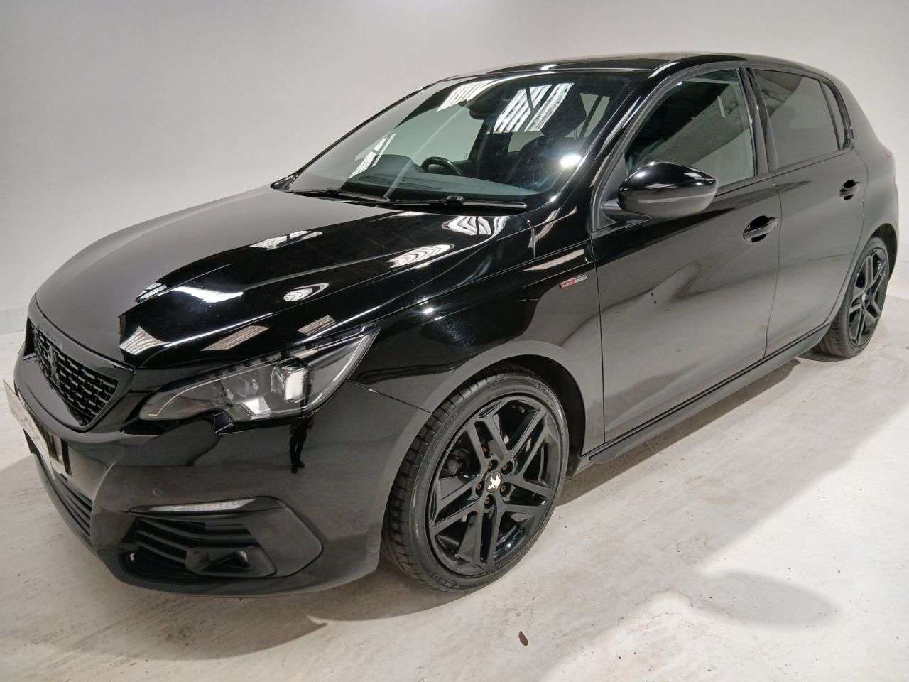 A 2019 PEUGEOT 308 1.5 BlueHDi GT Line Hatchback 5dr Diesel Manual Euro 6 (s/s) (130 ps) A 2019 PEUGEOT 308 1.5 BlueHDi GT Line Hatchback 5dr Diesel Manual Euro 6 (s/s) (130 ps)