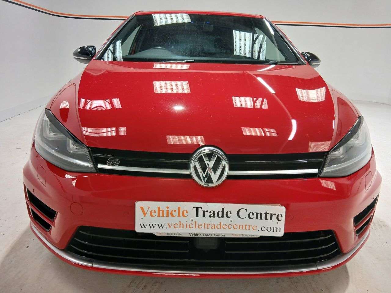 A 2016 VOLKSWAGEN GOLF 2.0 TSI BlueMotion Tech R Hatchback 3dr Petrol Manual 4Motion Euro 6 (s/s) A 2016 VOLKSWAGEN GOLF 2.0 TSI BlueMotion Tech R Hatchback 3dr Petrol Manual 4Motion Euro 6 (s/s)