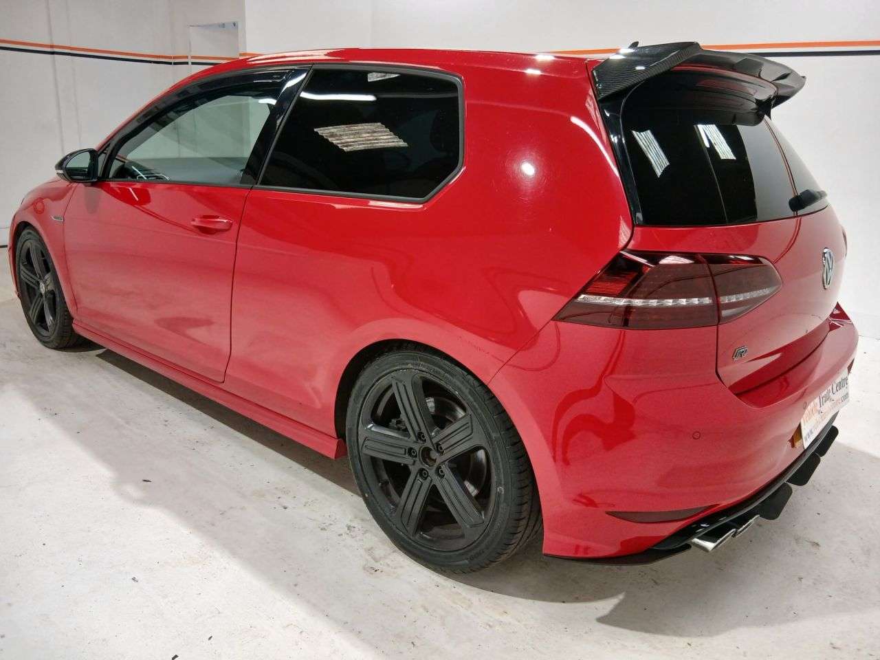 A 2016 VOLKSWAGEN GOLF 2.0 TSI BlueMotion Tech R Hatchback 3dr Petrol Manual 4Motion Euro 6 (s/s) A 2016 VOLKSWAGEN GOLF 2.0 TSI BlueMotion Tech R Hatchback 3dr Petrol Manual 4Motion Euro 6 (s/s)