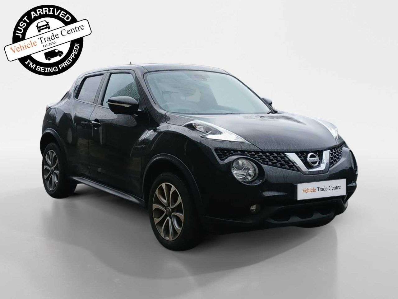 A 2017 NISSAN JUKE 1.5 dCi Tekna SUV 5dr Diesel Manual Euro 6 (s/s) (110 ps) A 2017 NISSAN JUKE 1.5 dCi Tekna SUV 5dr Diesel Manual Euro 6 (s/s) (110 ps)