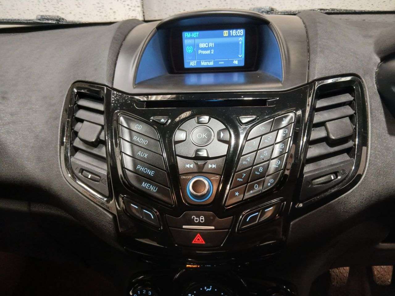 2016 FORD FIESTA 2016 FORD FIESTA