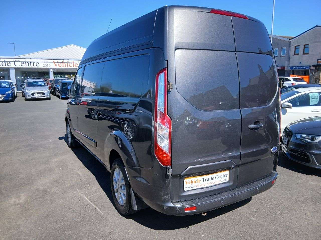 A 2022 FORD TRANSIT CUSTOM 2.0 320 EcoBlue Limited Panel Van 5dr Diesel Manual L2 H2 Euro 6 (s/s) (130 A 2022 FORD TRANSIT CUSTOM 2.0 320 EcoBlue Limited Panel Van 5dr Diesel Manual L2 H2 Euro 6 (s/s) (130