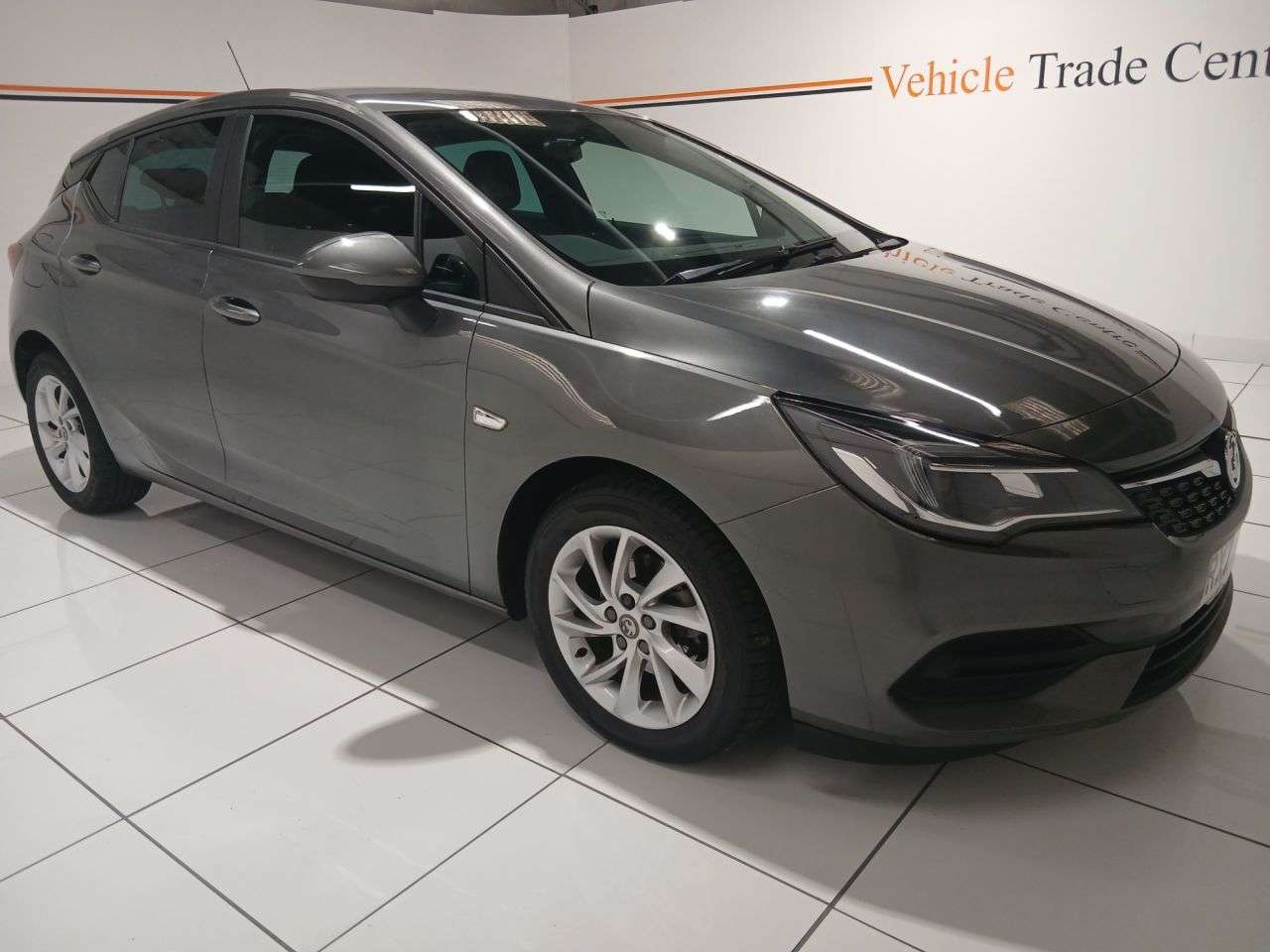 A 2020 VAUXHALL ASTRA 1.5 Turbo D Business Edition Nav Hatchback 5dr Diesel Manual Euro 6 (s/s) ( A 2020 VAUXHALL ASTRA 1.5 Turbo D Business Edition Nav Hatchback 5dr Diesel Manual Euro 6 (s/s) (