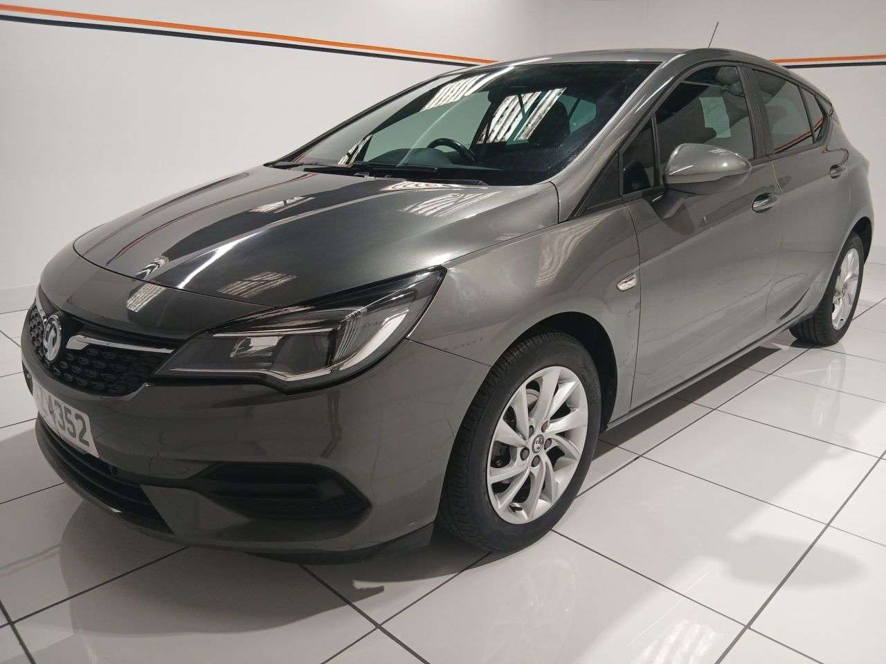 A 2020 VAUXHALL ASTRA 1.5 Turbo D Business Edition Nav Hatchback 5dr Diesel Manual Euro 6 (s/s) ( A 2020 VAUXHALL ASTRA 1.5 Turbo D Business Edition Nav Hatchback 5dr Diesel Manual Euro 6 (s/s) (
