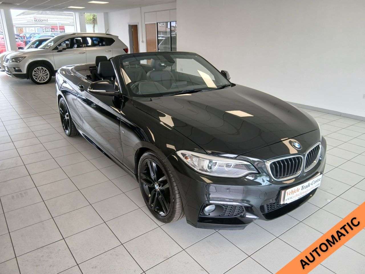 A 2015 BMW 2 SERIES 2.0 220d M Sport Convertible 2dr Diesel Auto Euro 6 (s/s) (190 ps) A 2015 BMW 2 SERIES 2.0 220d M Sport Convertible 2dr Diesel Auto Euro 6 (s/s) (190 ps)