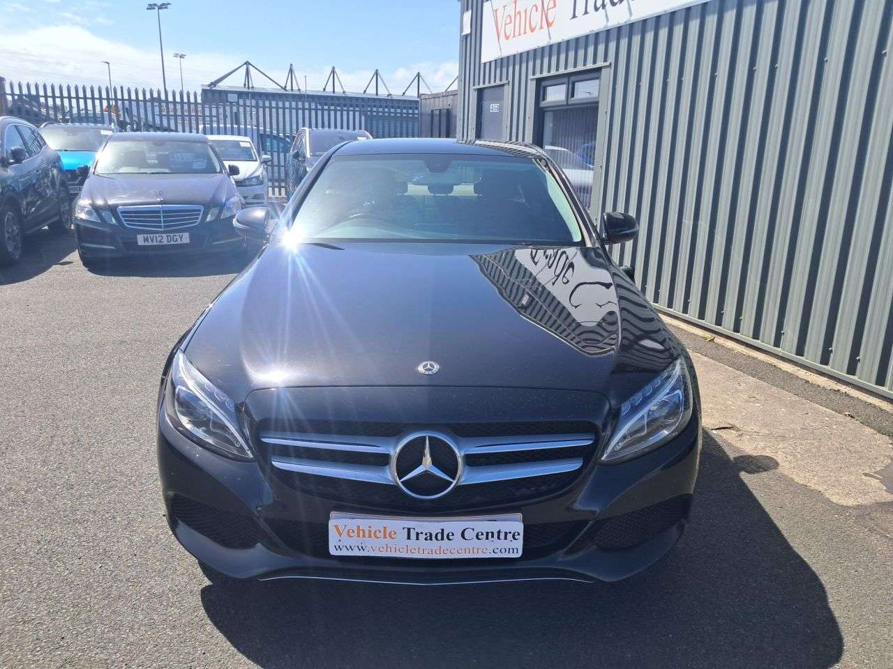 A 2018 MERCEDES-BENZ C CLASS 2.0 C200 Sport Saloon 4dr Petrol G-Tronic+ Euro 6 (s/s) (184 ps) A 2018 MERCEDES-BENZ C CLASS 2.0 C200 Sport Saloon 4dr Petrol G-Tronic+ Euro 6 (s/s) (184 ps)