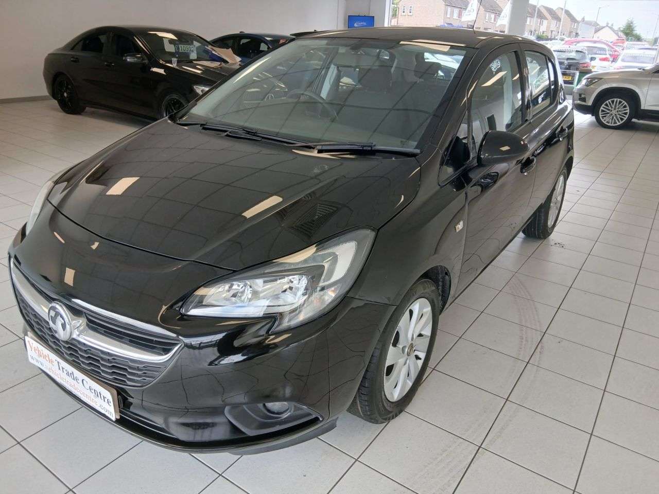 A 2018 VAUXHALL CORSA 1.4i ecoFLEX Design Hatchback 5dr Petrol Manual Euro 6 (90 ps) A 2018 VAUXHALL CORSA 1.4i ecoFLEX Design Hatchback 5dr Petrol Manual Euro 6 (90 ps)