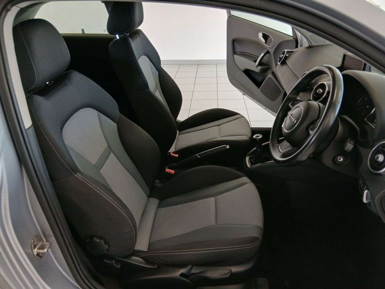 2015 AUDI A1 2015 AUDI A1