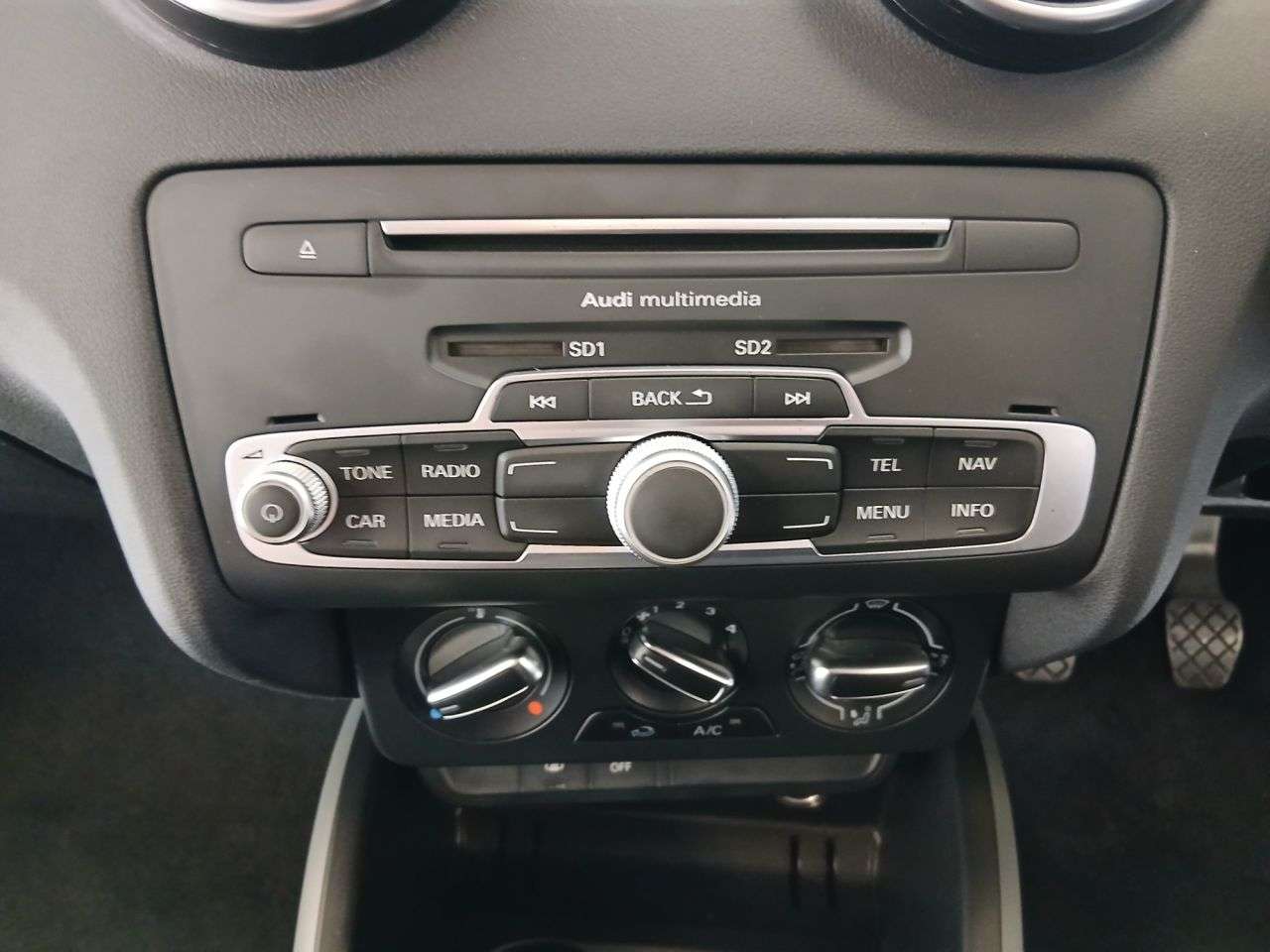 2015 AUDI A1 2015 AUDI A1