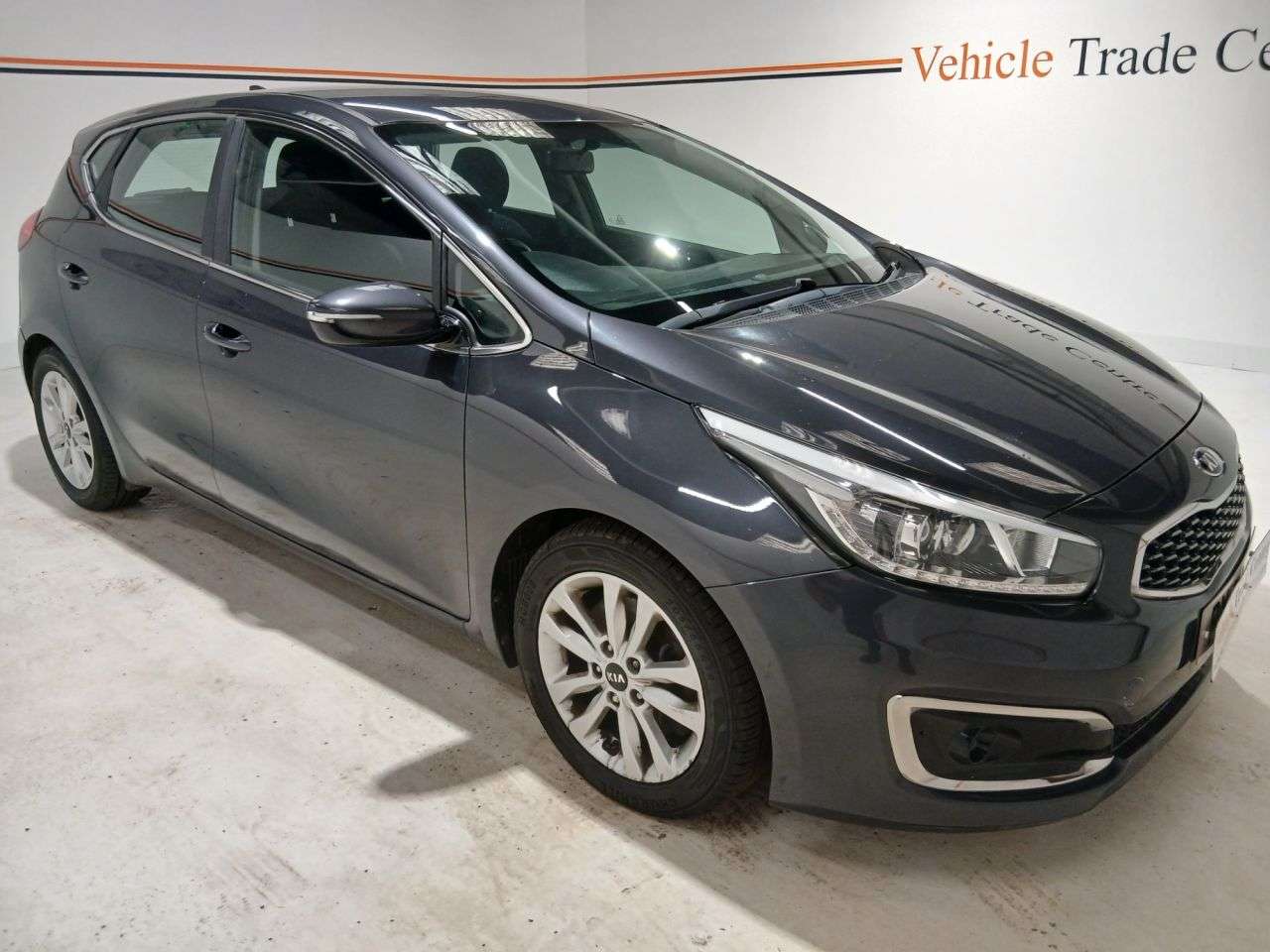 A 2018 KIA CEED 1.6 GDi 2 Hatchback 5dr Petrol Manual Euro 6 (s/s) (133 bhp) A 2018 KIA CEED 1.6 GDi 2 Hatchback 5dr Petrol Manual Euro 6 (s/s) (133 bhp)