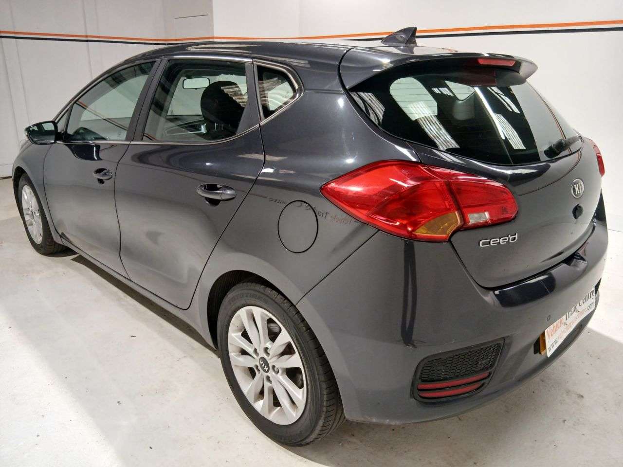 A 2018 KIA CEED 1.6 GDi 2 Hatchback 5dr Petrol Manual Euro 6 (s/s) (133 bhp) A 2018 KIA CEED 1.6 GDi 2 Hatchback 5dr Petrol Manual Euro 6 (s/s) (133 bhp)