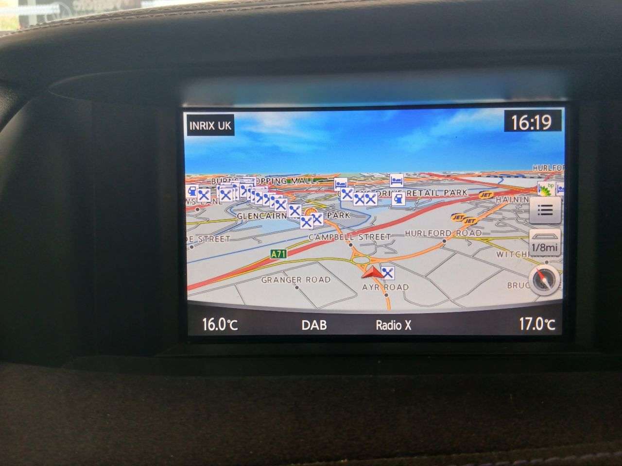 2016 INFINITI Q30 2016 INFINITI Q30