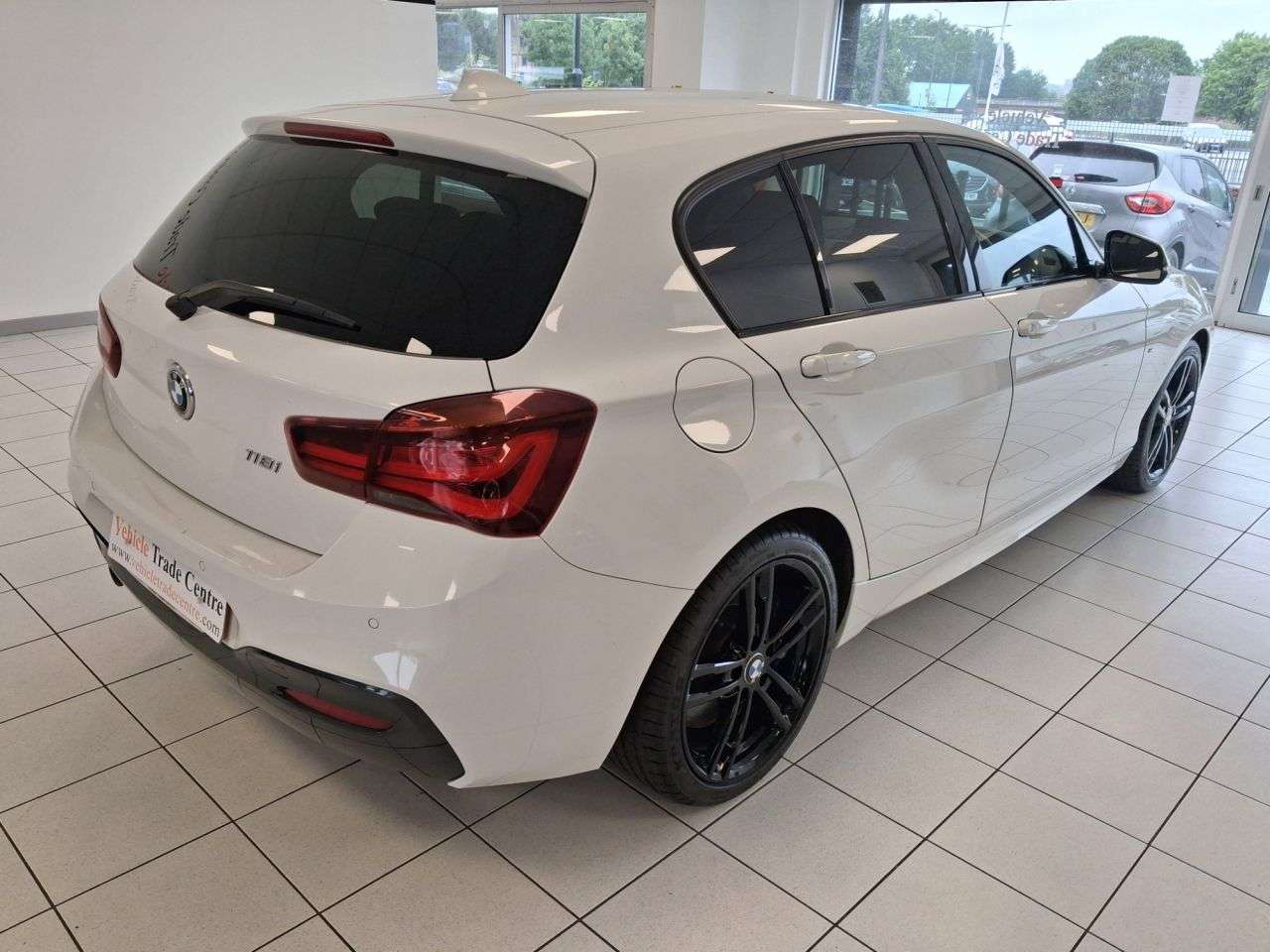 A 2019 BMW 1 SERIES 1.5 118i GPF M Sport Shadow Edition Hatchback 5dr Petrol Manual Euro 6 (s/s A 2019 BMW 1 SERIES 1.5 118i GPF M Sport Shadow Edition Hatchback 5dr Petrol Manual Euro 6 (s/s