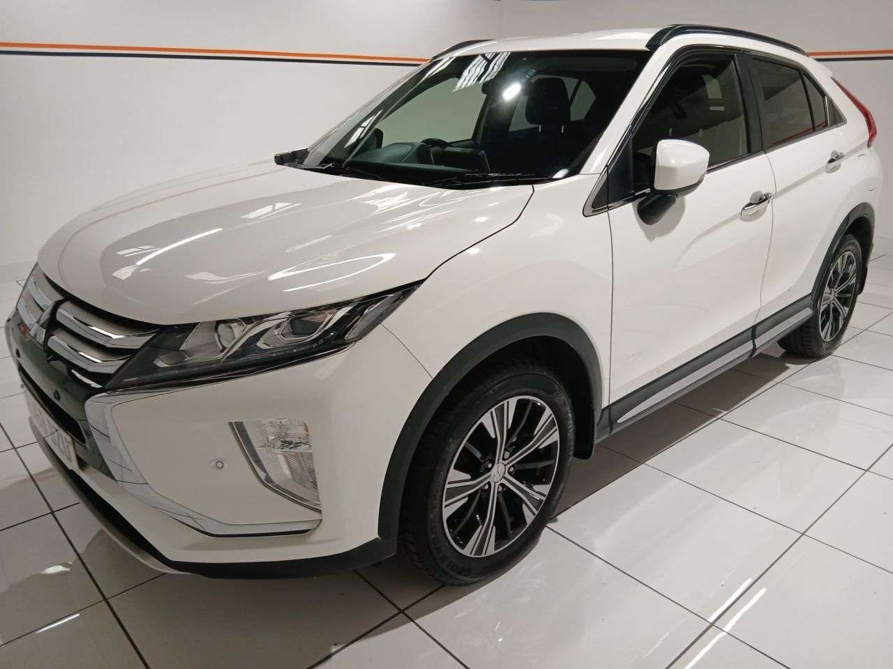 A 2018 MITSUBISHI ECLIPSE CROSS 1.5T 3 SUV 5dr Petrol CVT 4WD Euro 6 (s/s) (163 ps) A 2018 MITSUBISHI ECLIPSE CROSS 1.5T 3 SUV 5dr Petrol CVT 4WD Euro 6 (s/s) (163 ps)