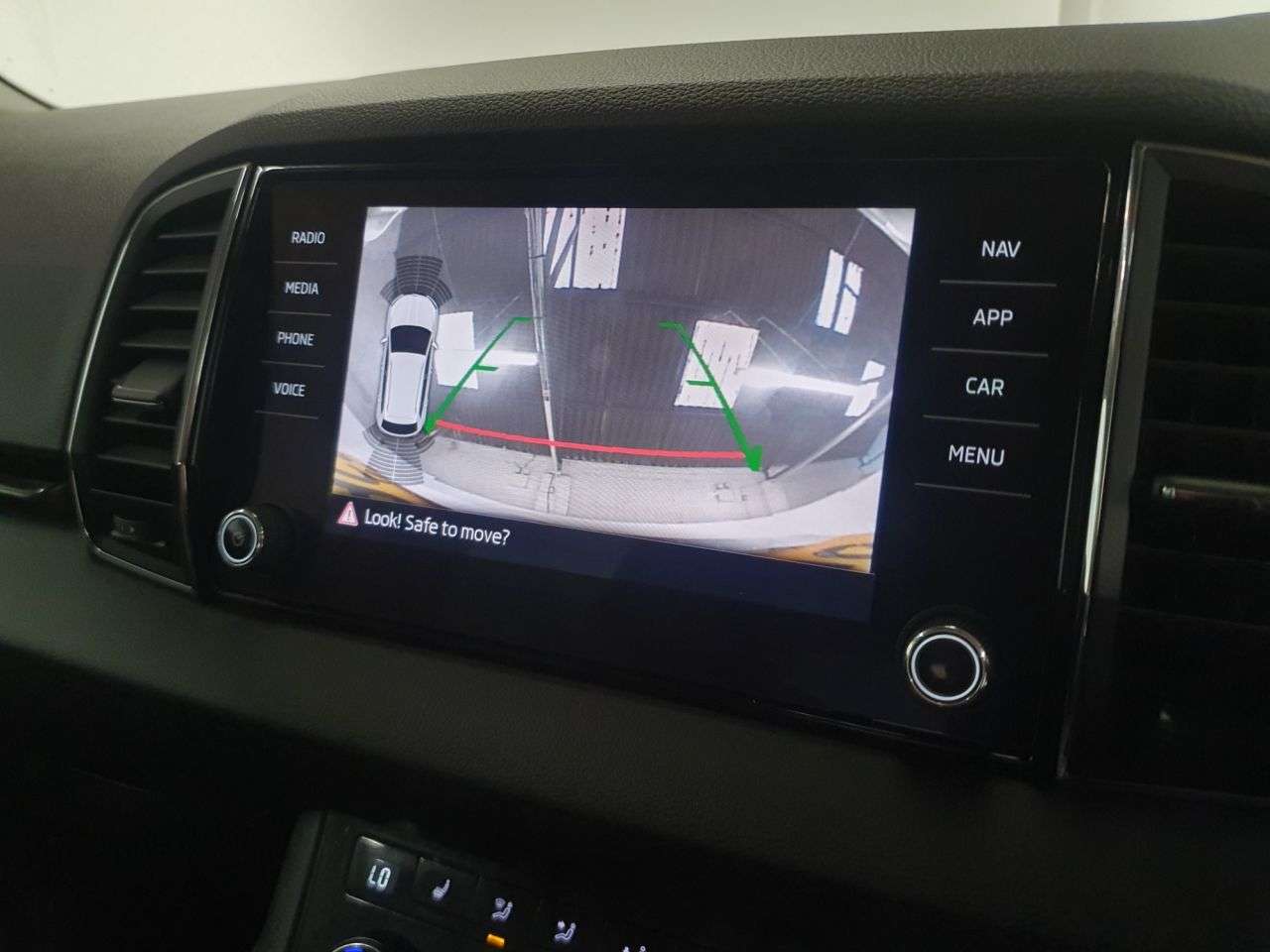 2018 SKODA KAROQ 2018 SKODA KAROQ