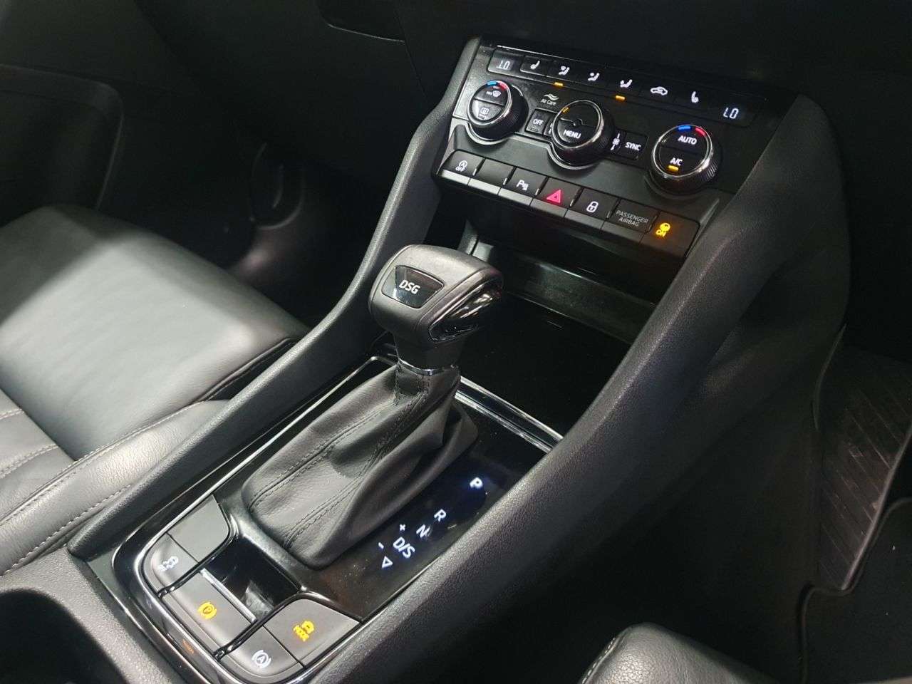 2018 SKODA KAROQ 2018 SKODA KAROQ