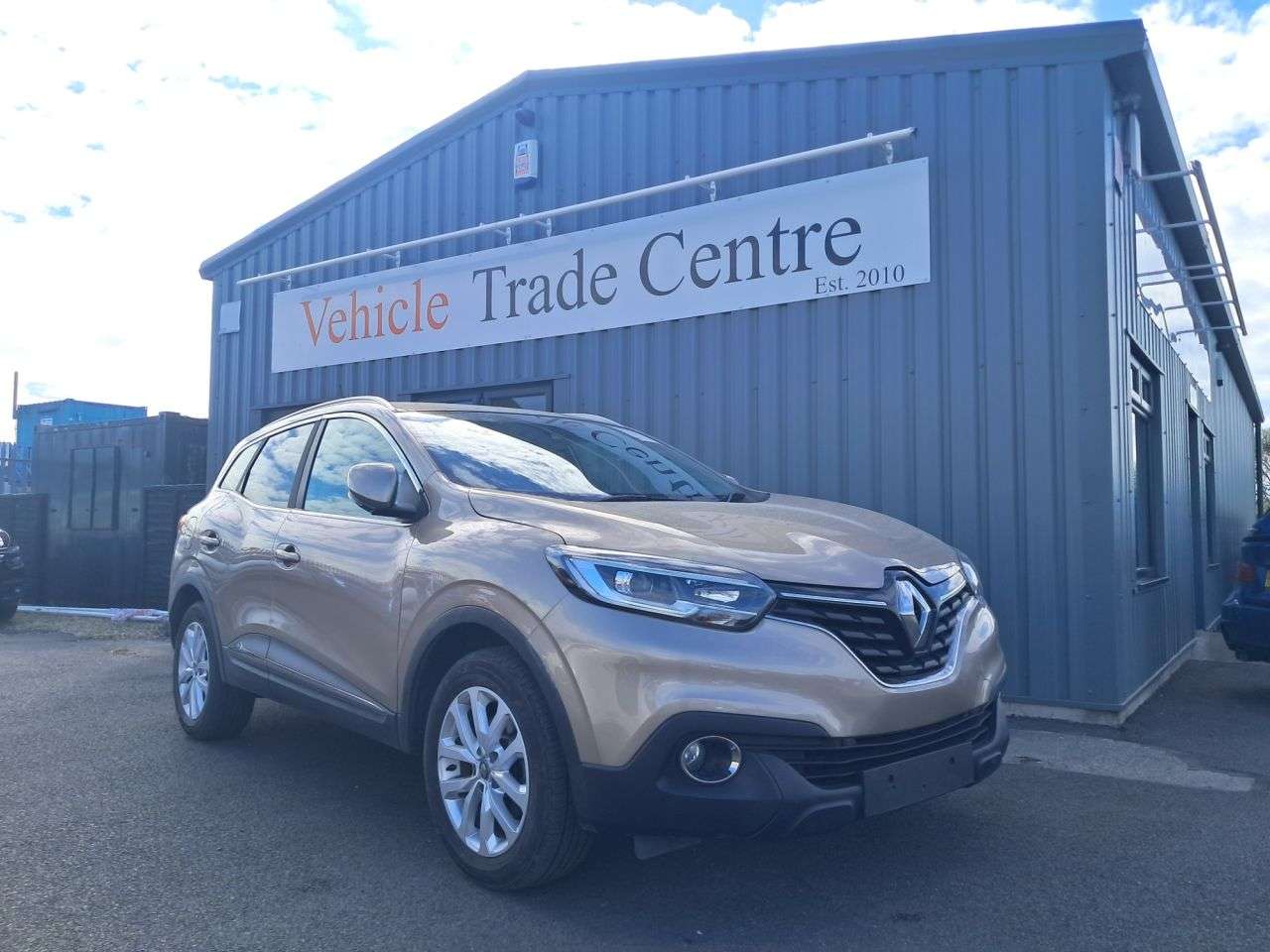 A 2017 RENAULT KADJAR 1.5 dCi Dynamique Nav SUV 5dr Diesel EDC Euro 6 (s/s) (110 ps) A 2017 RENAULT KADJAR 1.5 dCi Dynamique Nav SUV 5dr Diesel EDC Euro 6 (s/s) (110 ps)