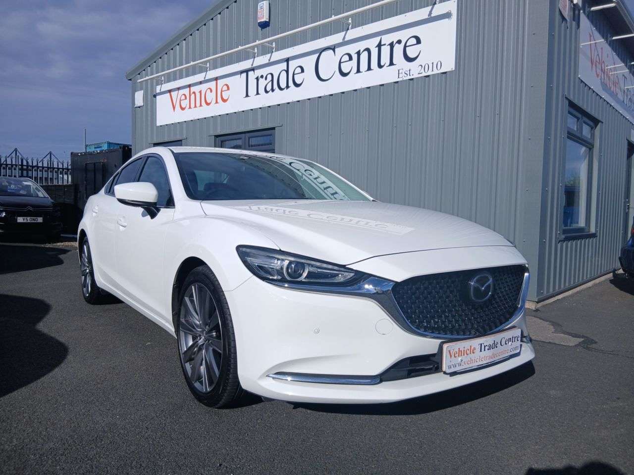 A 2018 MAZDA MAZDA6 2.0 SKYACTIV-G Sport Nav+ Saloon 4dr Petrol Manual Euro 6 (s/s) (165 ps) A 2018 MAZDA MAZDA6 2.0 SKYACTIV-G Sport Nav+ Saloon 4dr Petrol Manual Euro 6 (s/s) (165 ps)