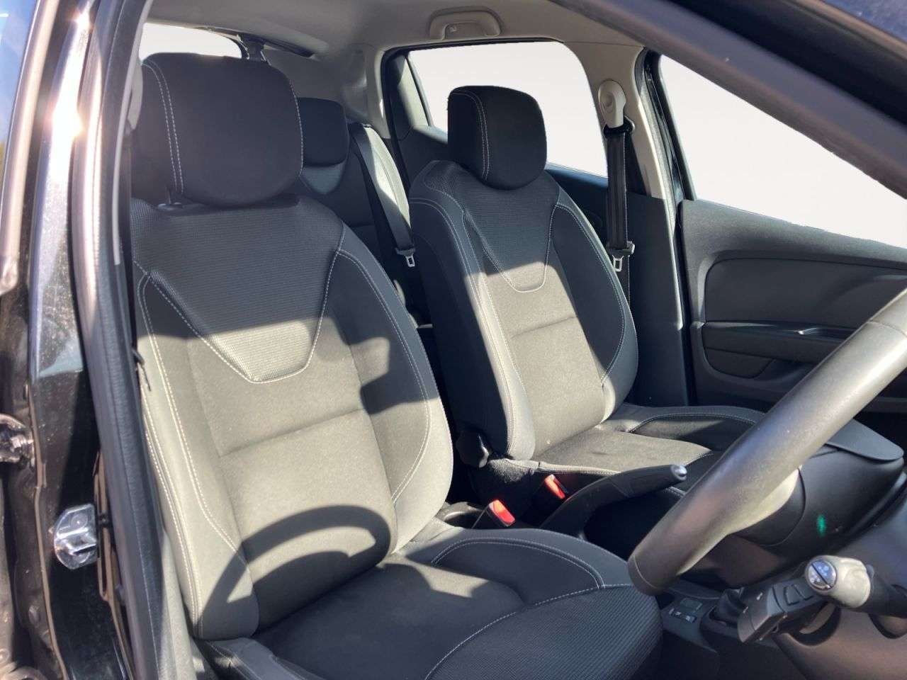 2018 RENAULT CLIO 2018 RENAULT CLIO