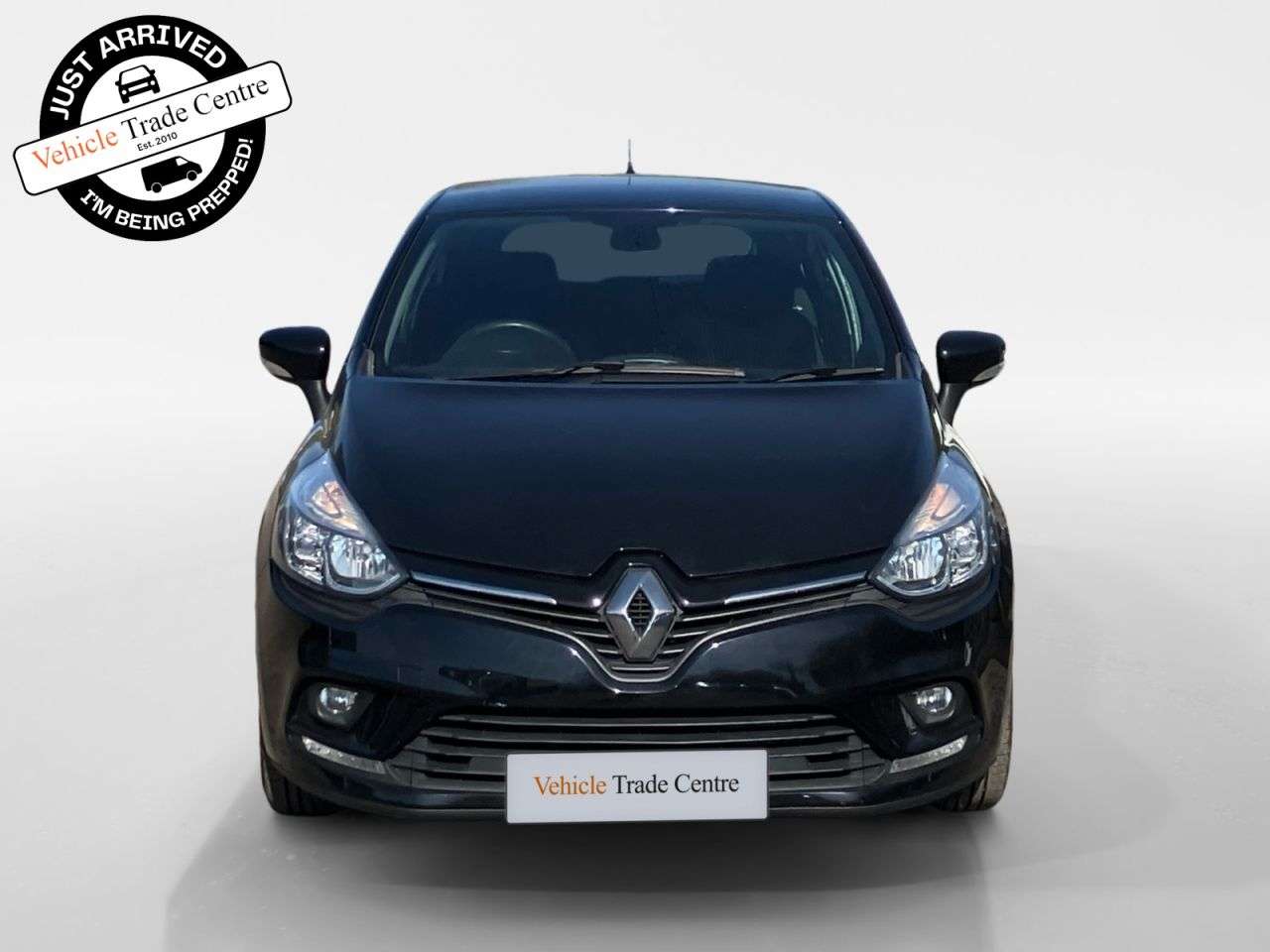 A 2018 RENAULT CLIO 0.9 TCe ECO Dynamique Nav Hatchback 5dr Petrol Manual Euro 6 (s/s) (90 ps) A 2018 RENAULT CLIO 0.9 TCe ECO Dynamique Nav Hatchback 5dr Petrol Manual Euro 6 (s/s) (90 ps)