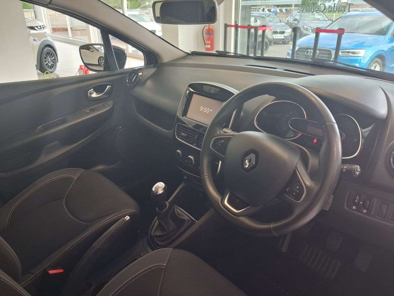 2018 RENAULT CLIO 2018 RENAULT CLIO