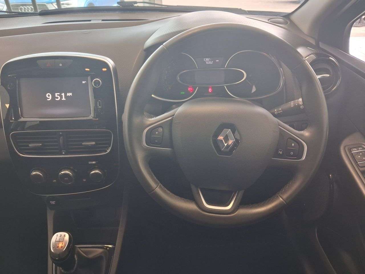 2018 RENAULT CLIO 2018 RENAULT CLIO