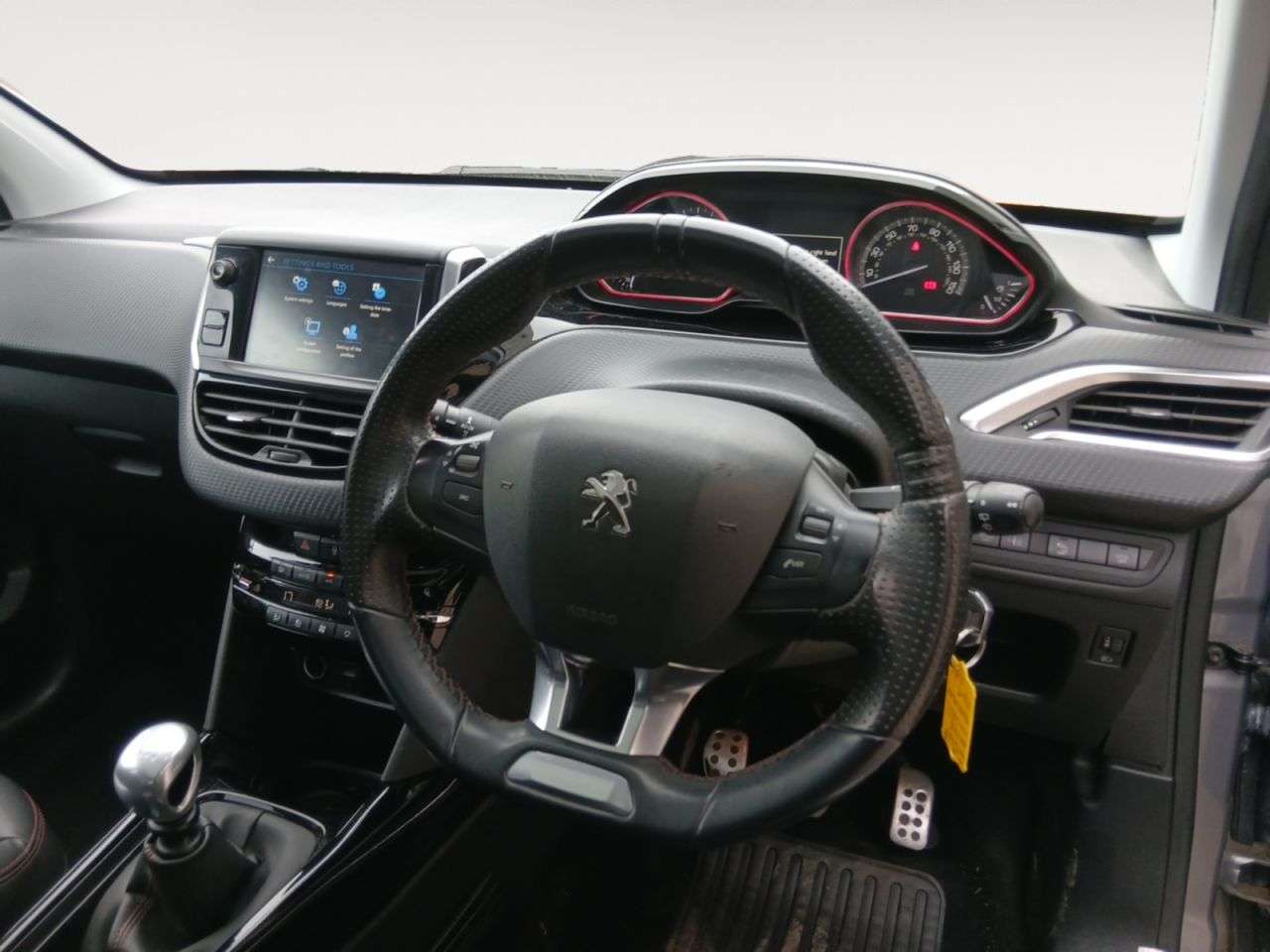 A 2018 PEUGEOT 2008 1.6 BlueHDi GT Line SUV 5dr Diesel Manual Euro 6 (s/s) (120 ps) A 2018 PEUGEOT 2008 1.6 BlueHDi GT Line SUV 5dr Diesel Manual Euro 6 (s/s) (120 ps)