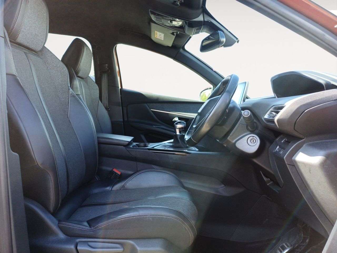 2017 PEUGEOT 3008 2017 PEUGEOT 3008