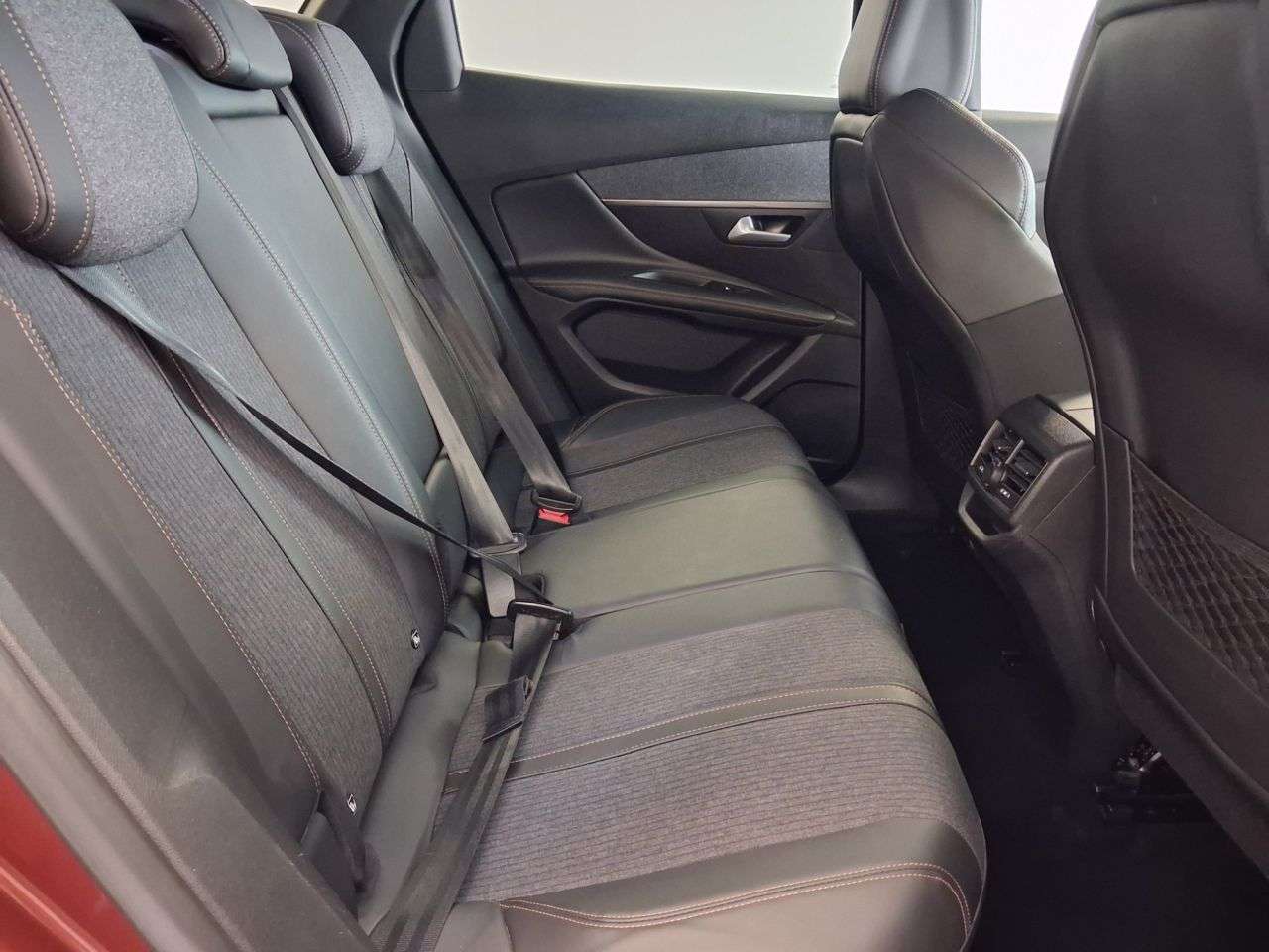 2017 PEUGEOT 3008 2017 PEUGEOT 3008